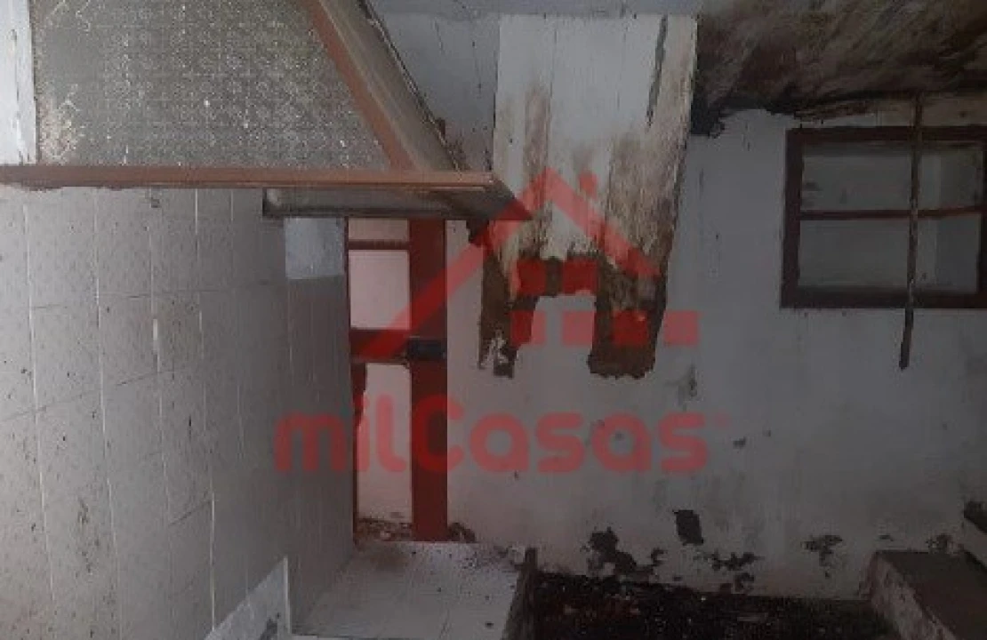 Moradia T4 para Venda em Cadaval e Pêro Moniz Foto 9