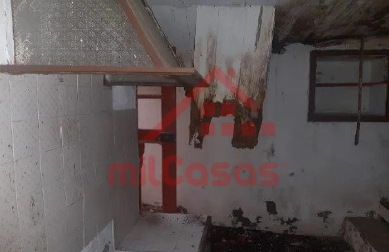 Moradia T4 para Venda em Cadaval e Pêro Moniz Foto 9