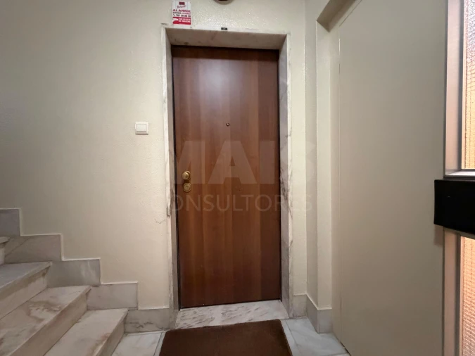 Apartamento T3 para Arrendamento em São Domingos de Benfica Foto 8