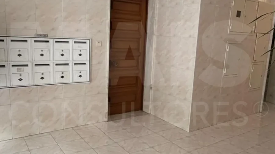 Apartamento T3 para Arrendamento em São Domingos de Benfica