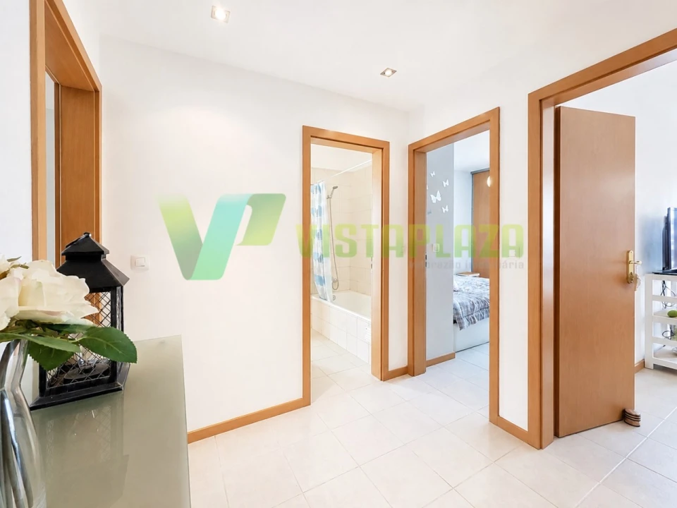 Apartamento T3 para Venda em Portimão Foto 7