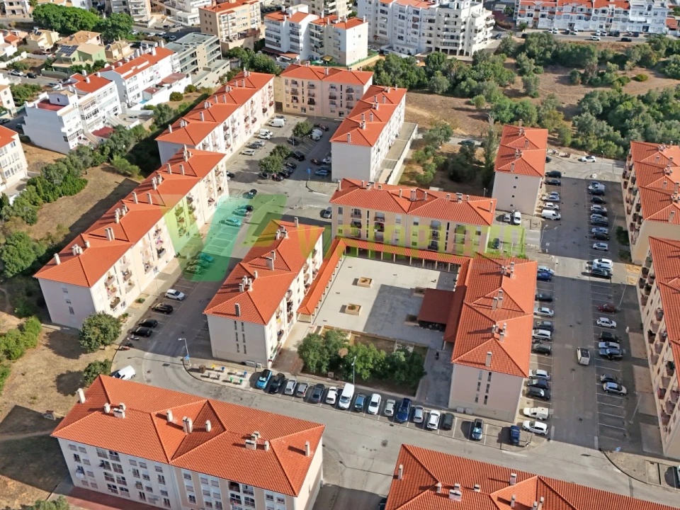 Apartamento T3 para Venda em Portimão Foto 17