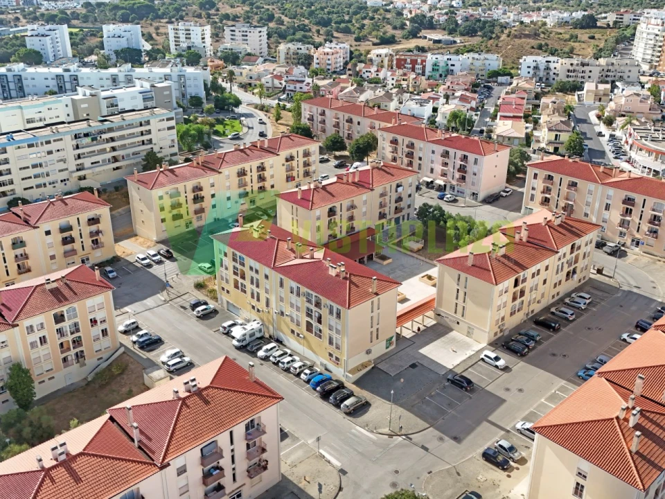 Apartamento T3 para Venda em Portimão Foto 18