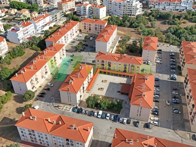 Apartamento T3 para Venda em Portimão Foto 17