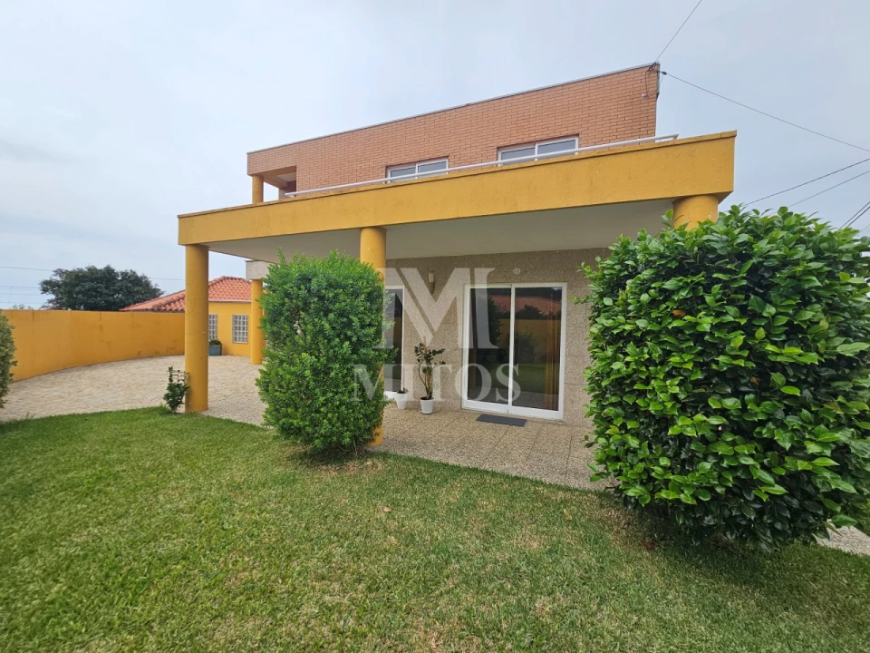 Moradia T3 para Venda em Carreço Foto 28