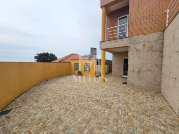 Moradia T3 para Venda em Carreço