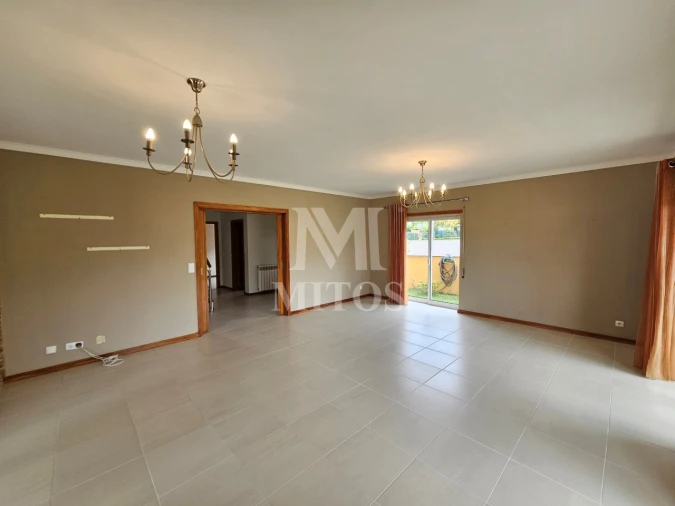 Moradia T3 para Venda em Carreço Foto 6