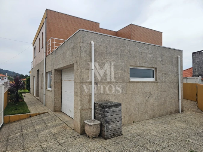 Moradia T3 para Venda em Carreço Foto 25