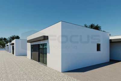Moradia T3 para Venda em Recardães e Espinhel