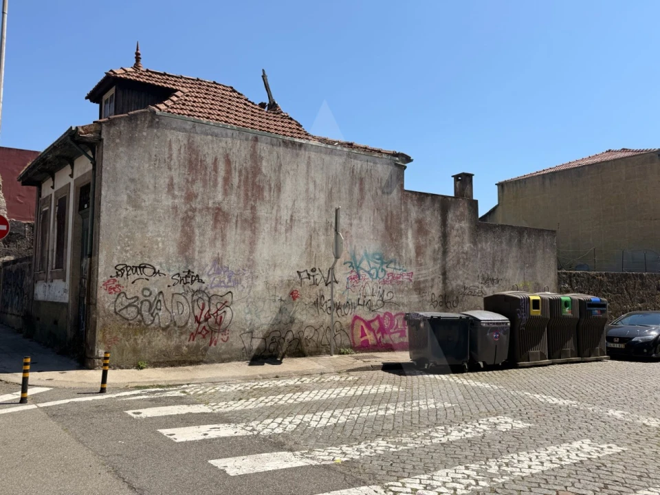 Terreno para Venda em Paranhos Foto 8