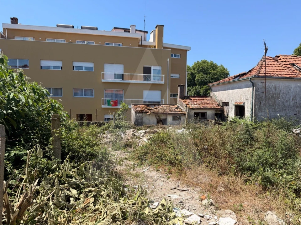 Terreno para Venda em Paranhos Foto 9