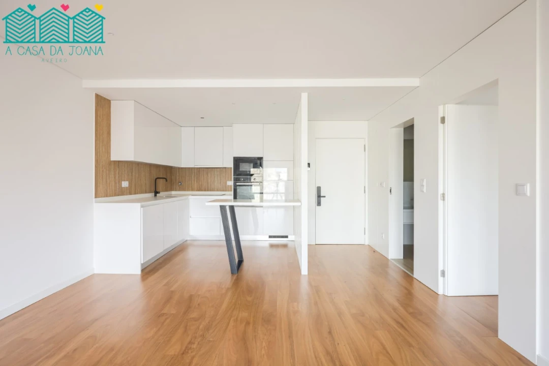 Apartamento T1 para Arrendamento em Glória e Vera Cruz Foto 1