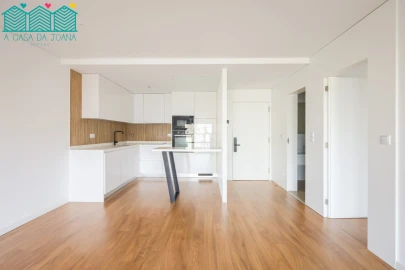 Apartamento T1 para Arrendamento em Glória e Vera Cruz