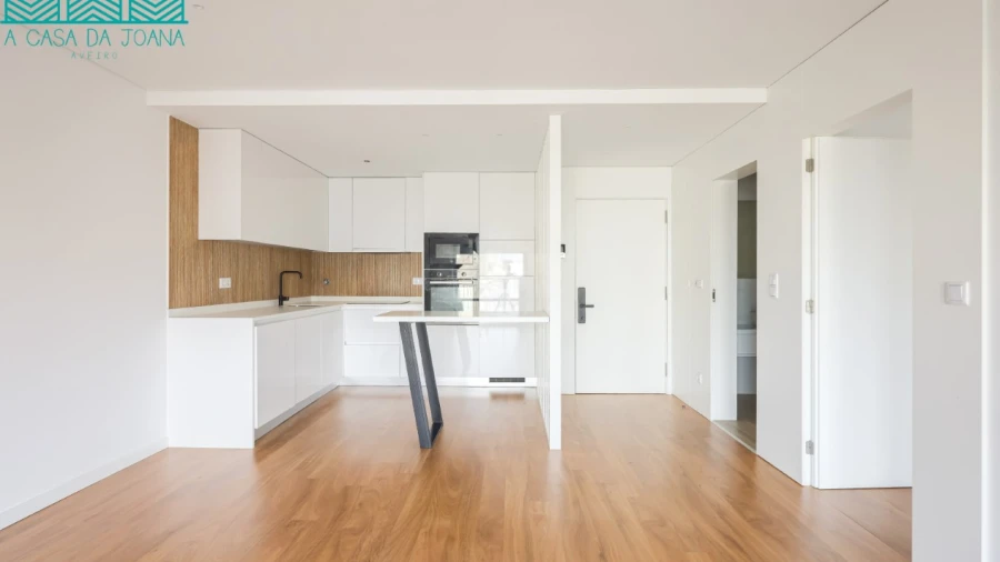 Apartamento T1 para Arrendamento em Glória e Vera Cruz