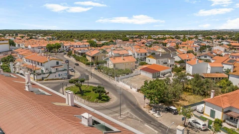 Negócio para Arrendamento em Azeitão (São Lourenço e São Simão)