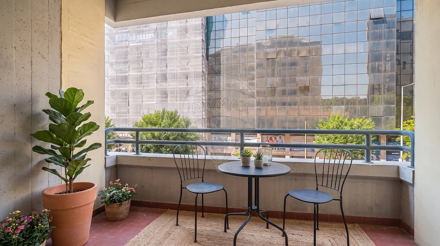 Apartamento T1 para Venda em Lordelo do Ouro e Massarelos Foto 31