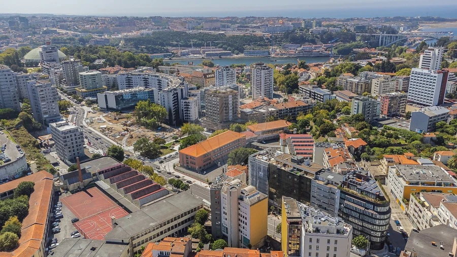 Apartamento T1 para Venda em Lordelo do Ouro e Massarelos Foto 24