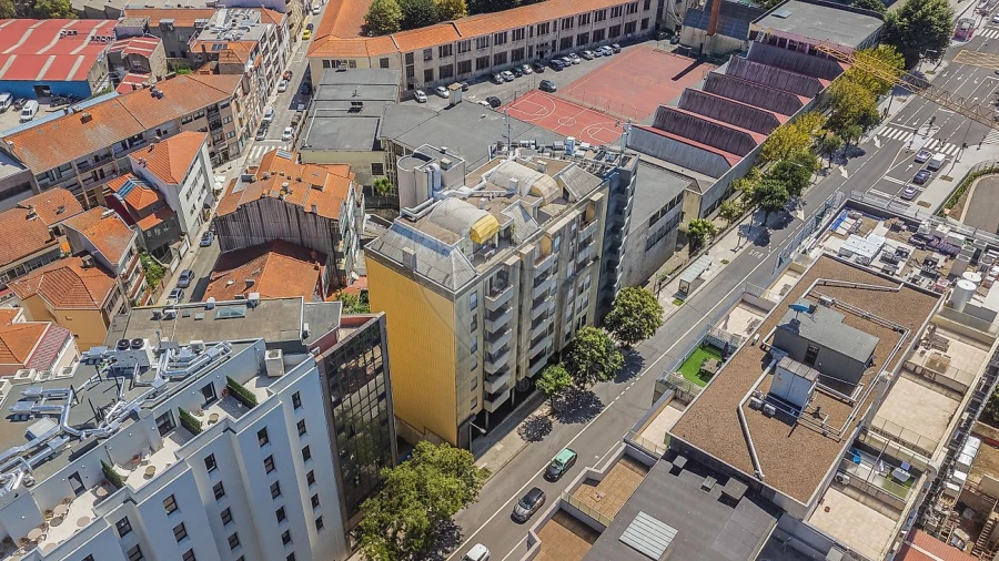 Apartamento T1 para Venda em Lordelo do Ouro e Massarelos Foto 23