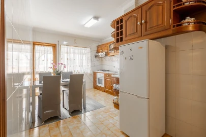 Apartamento T3 para Venda em Santa Marinha e São Pedro da Afurada