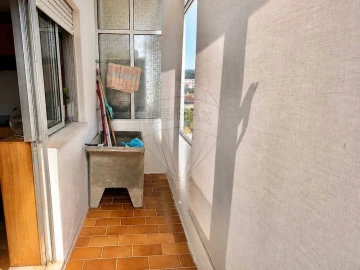 Apartamento T3 para Arrendamento em Fânzeres e São Pedro da Cova