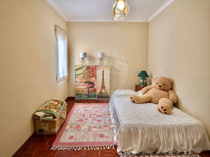Apartamento T3 para Arrendamento em Fânzeres e São Pedro da Cova Foto 9