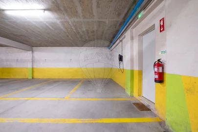 Apartamento T3 para Venda em A dos Cunhados e Maceira