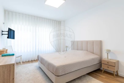 Apartamento T3 para Venda em A dos Cunhados e Maceira