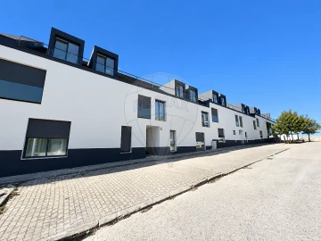 Apartamento T3 para Venda em Enxara do Bispo, Gradil e Vila Franca do Rosário
