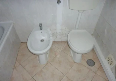 Apartamento T2 para Venda em Carregado e Cadafais