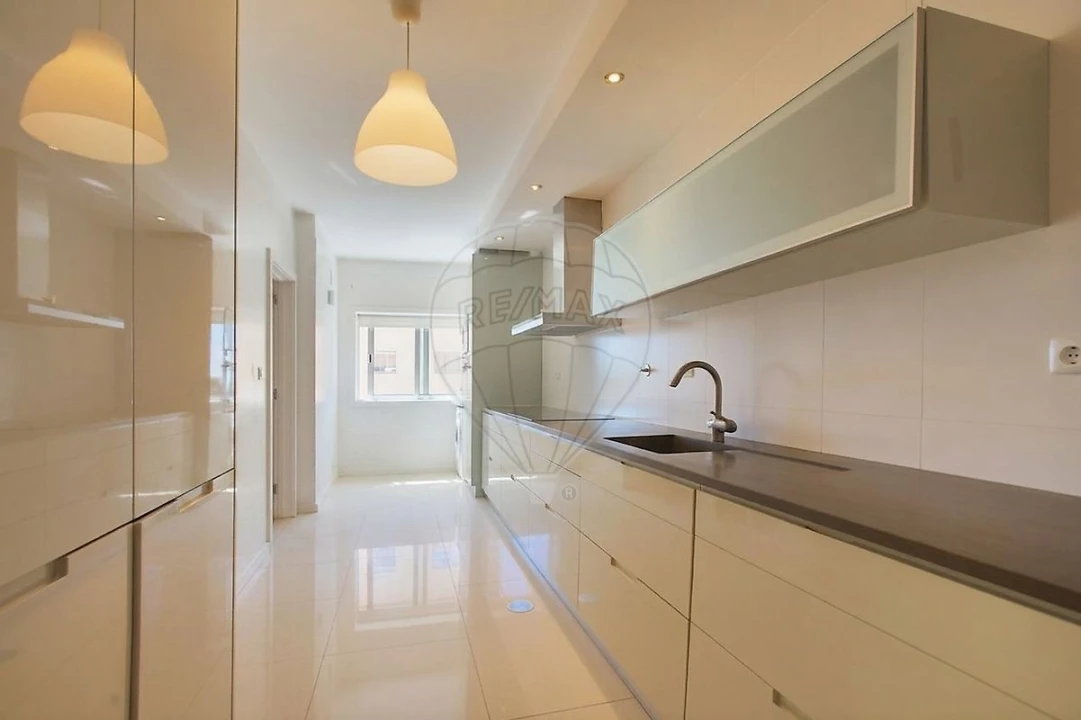 Apartamento T3 para Arrendamento em Canidelo Foto 2