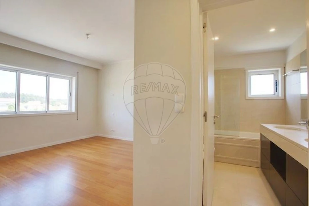 Apartamento T3 para Arrendamento em Canidelo Foto 20