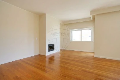 Apartamento T3 para Arrendamento em Canidelo