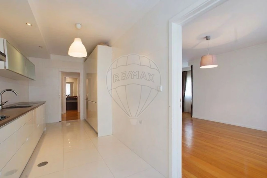 Apartamento T3 para Arrendamento em Canidelo Foto 12