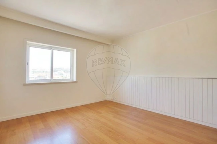 Apartamento T3 para Arrendamento em Canidelo Foto 18