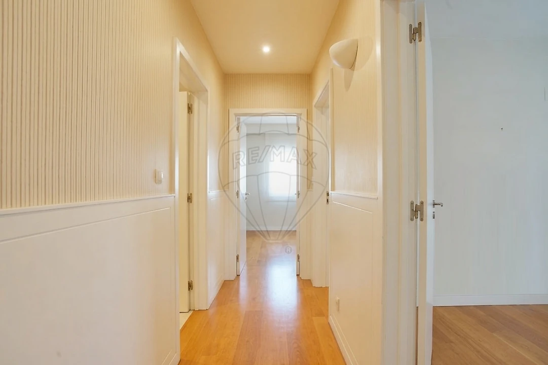 Apartamento T3 para Arrendamento em Canidelo Foto 11