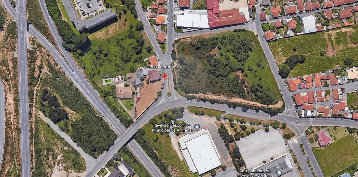 Terreno para Venda em Arrifana Foto 3