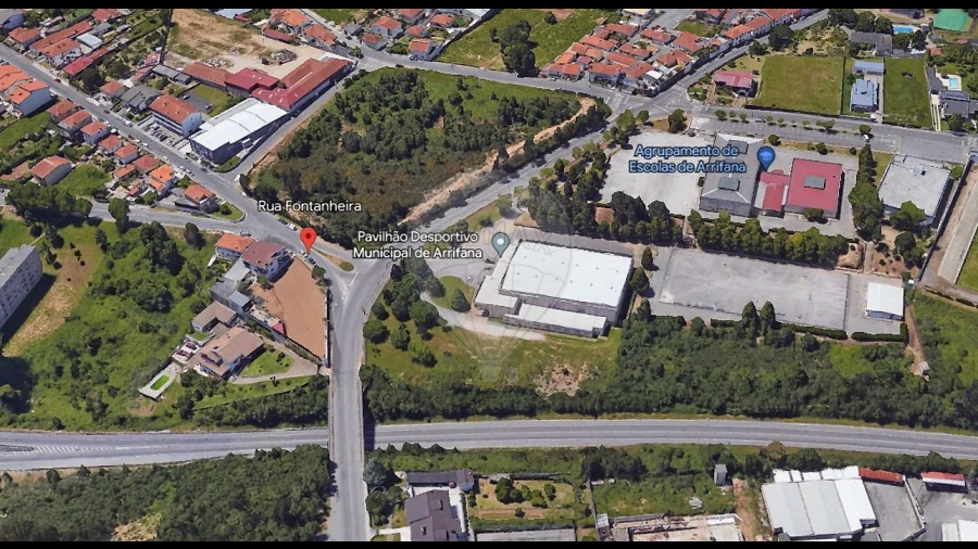 Terreno para Venda em Arrifana
