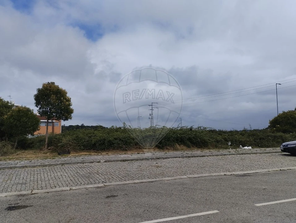 Terreno para Venda em Argoncilhe Foto 1