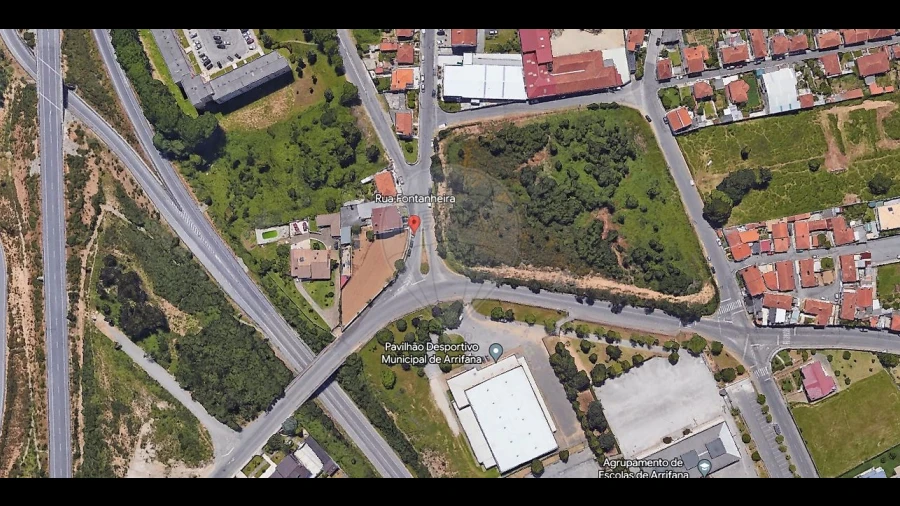 Terreno para Venda em Arrifana