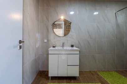Moradia T2 para Venda em Azambujeira e Malaqueijo