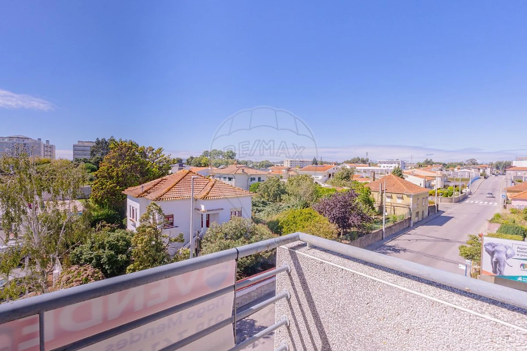 Apartamento T3 para Venda em Cidade da Maia Foto 28