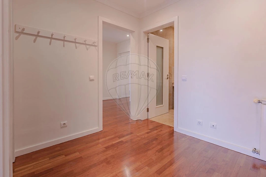 Apartamento T3 para Venda em Cidade da Maia Foto 15