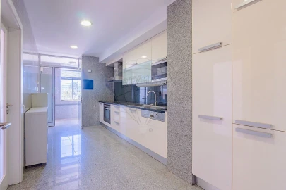 Apartamento T3 para Venda em Cidade da Maia