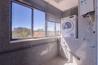 Apartamento T3 para Venda em Cidade da Maia