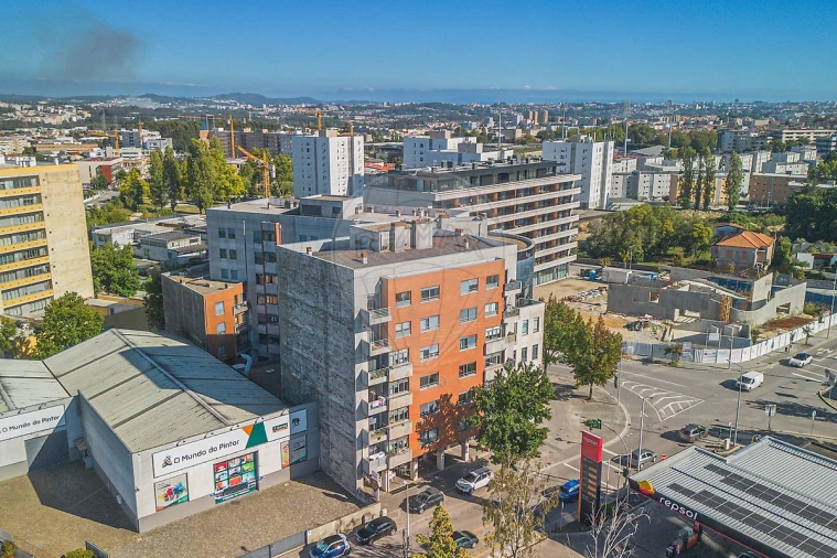 Apartamento T3 para Venda em Cidade da Maia Foto 4
