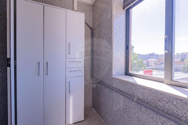 Apartamento T3 para Venda em Cidade da Maia Foto 33