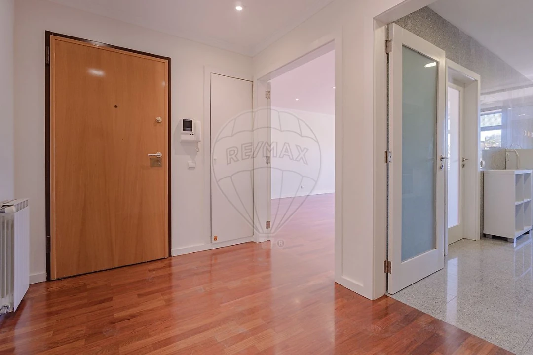 Apartamento T3 para Venda em Cidade da Maia Foto 14