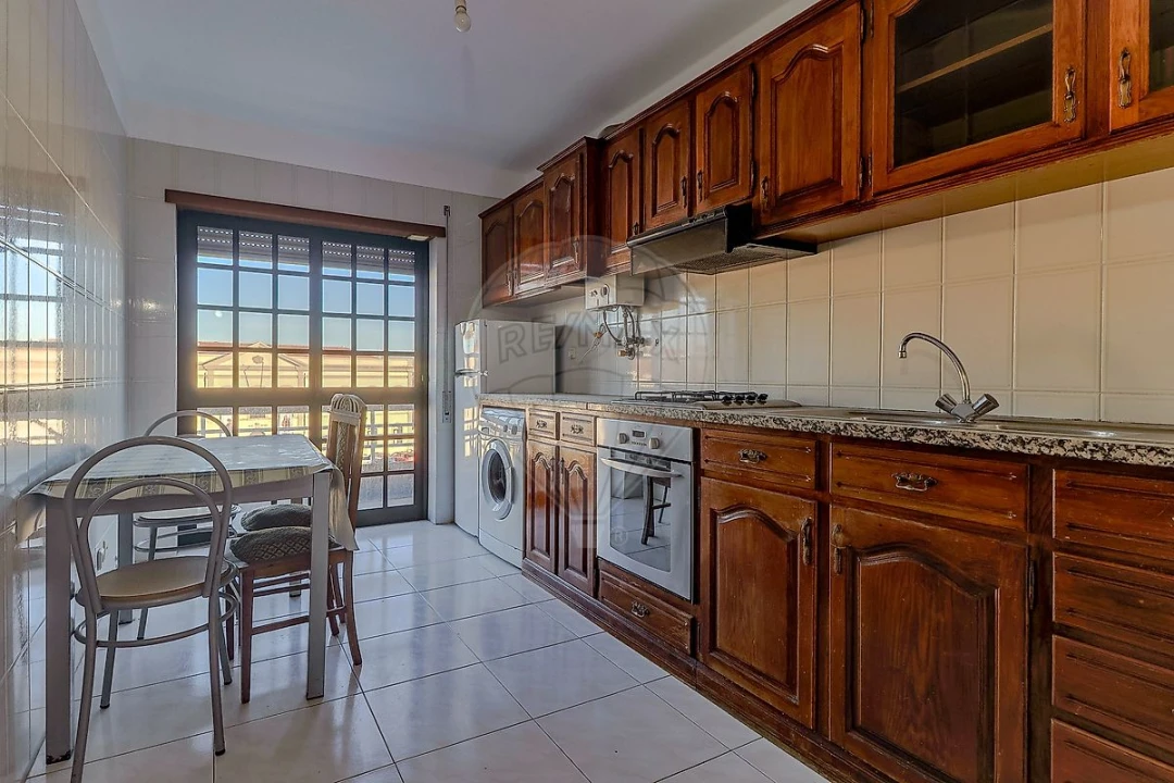 Apartamento T1 para Arrendamento em Buarcos Foto 14
