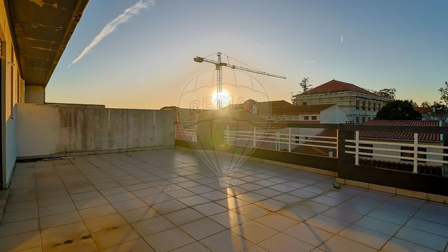 Apartamento T1 para Arrendamento em Buarcos