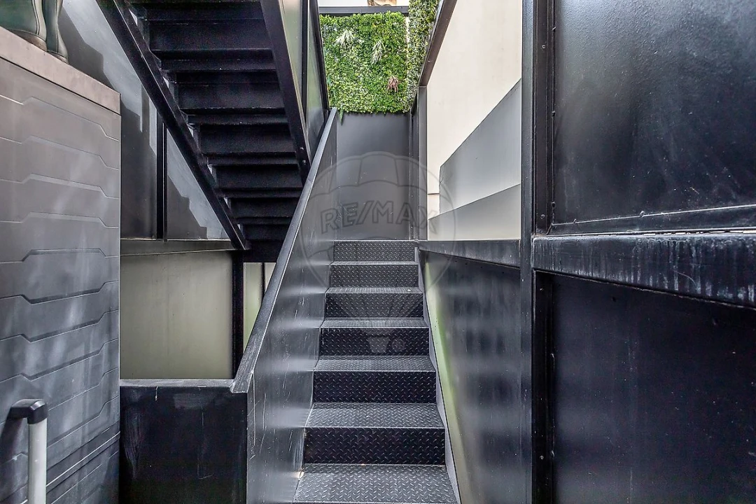 Apartamento T4 para Venda em Campo de Ourique Foto 36
